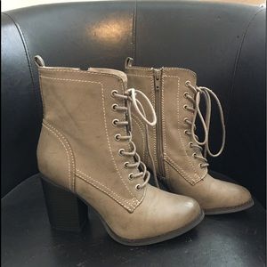 Like New Express boots